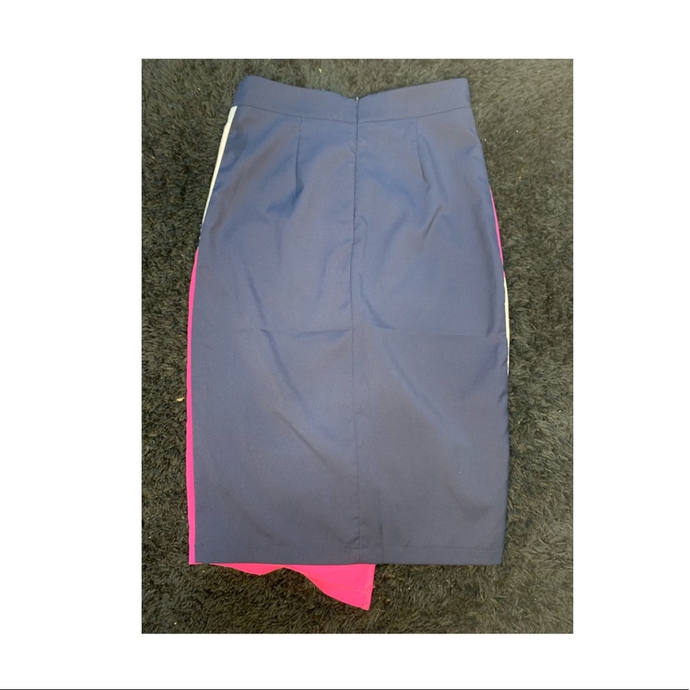 Long pencil skirt
